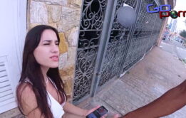 Cena adulta brasileira com energia pesada