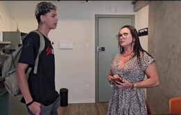 APRENDIZADO DO VIRGEM COM A MILF SAFADA