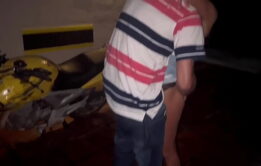 Entrega Especial na Garagem Dei Gostoso para o Vizinho Motoboy